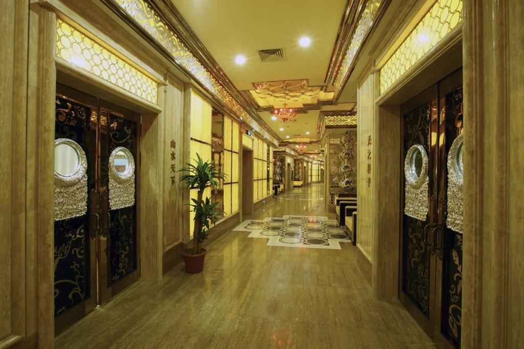 Da Cheng Shan Shui Hotel Zhangjiajie Dalaman gambar